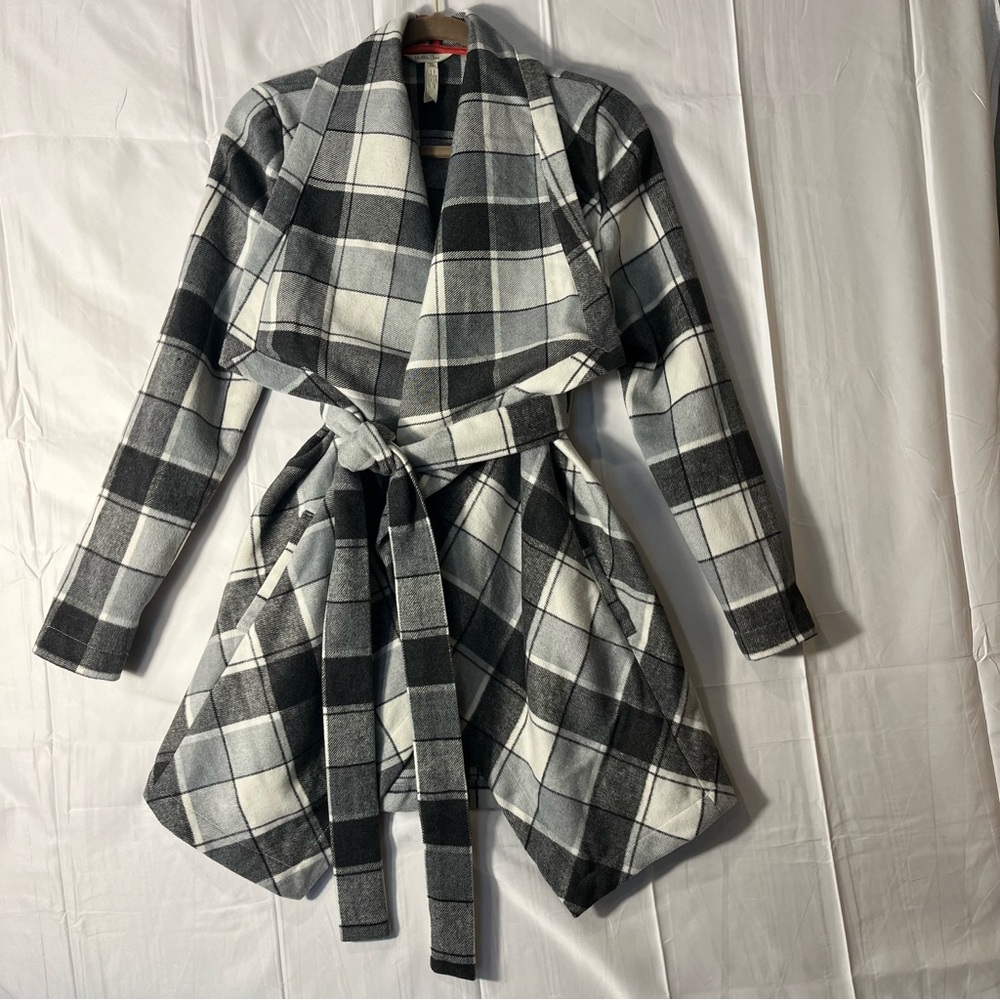 Matilda Jane Check it Twice Grey Plaid Jacket Wrap Sz XS
